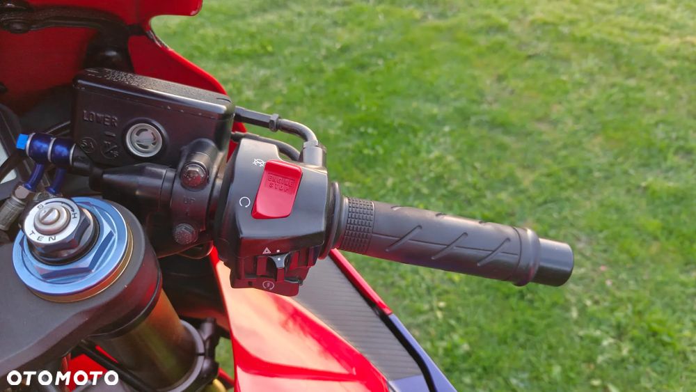 Honda CBR - 17