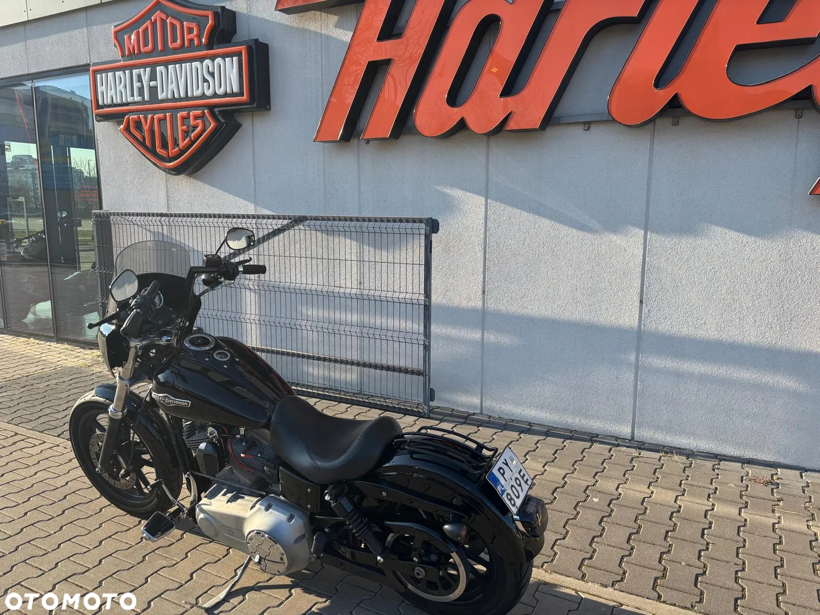 Harley-Davidson Dyna Super Glide - 7