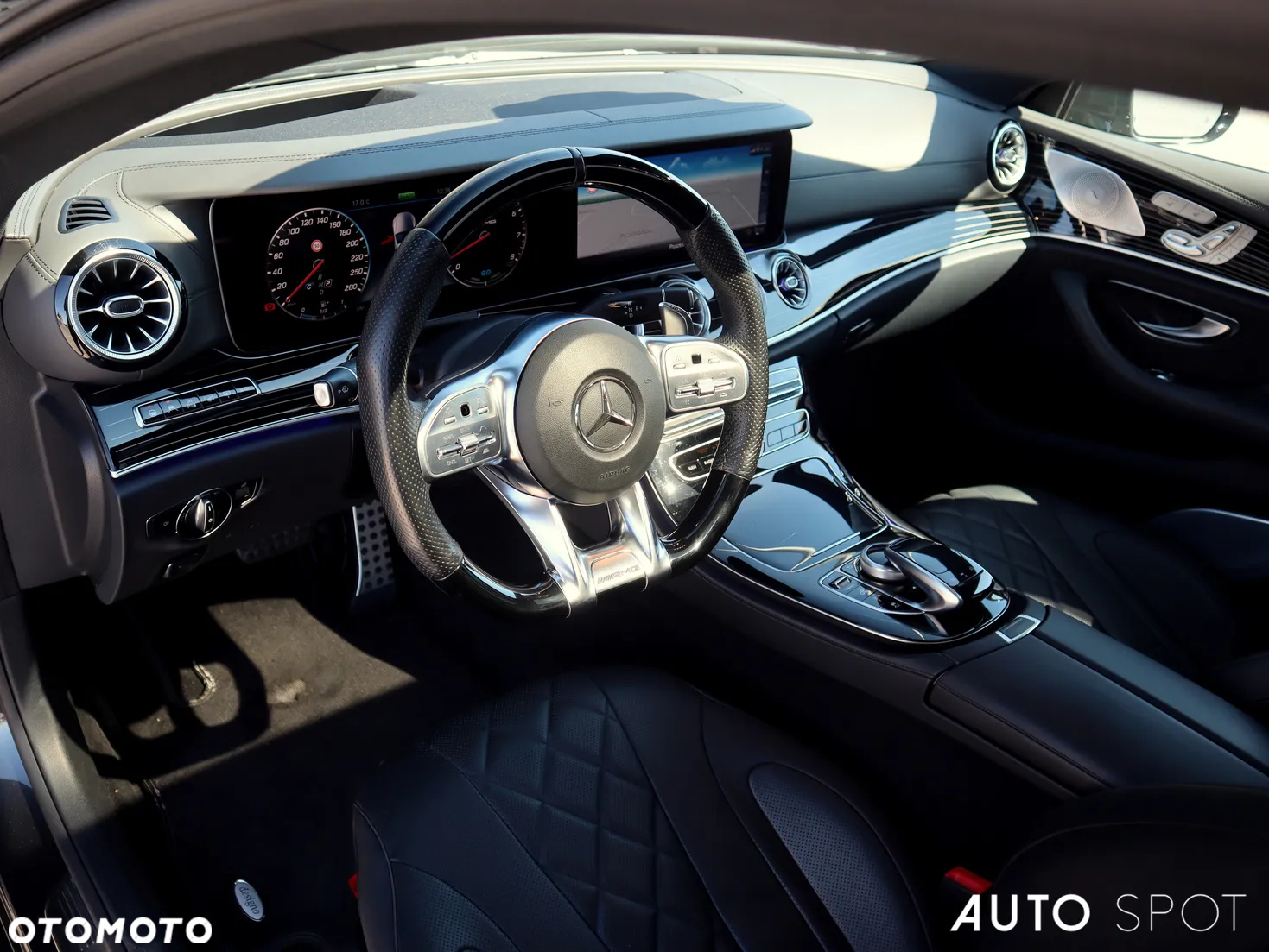Mercedes-Benz CLS - 18