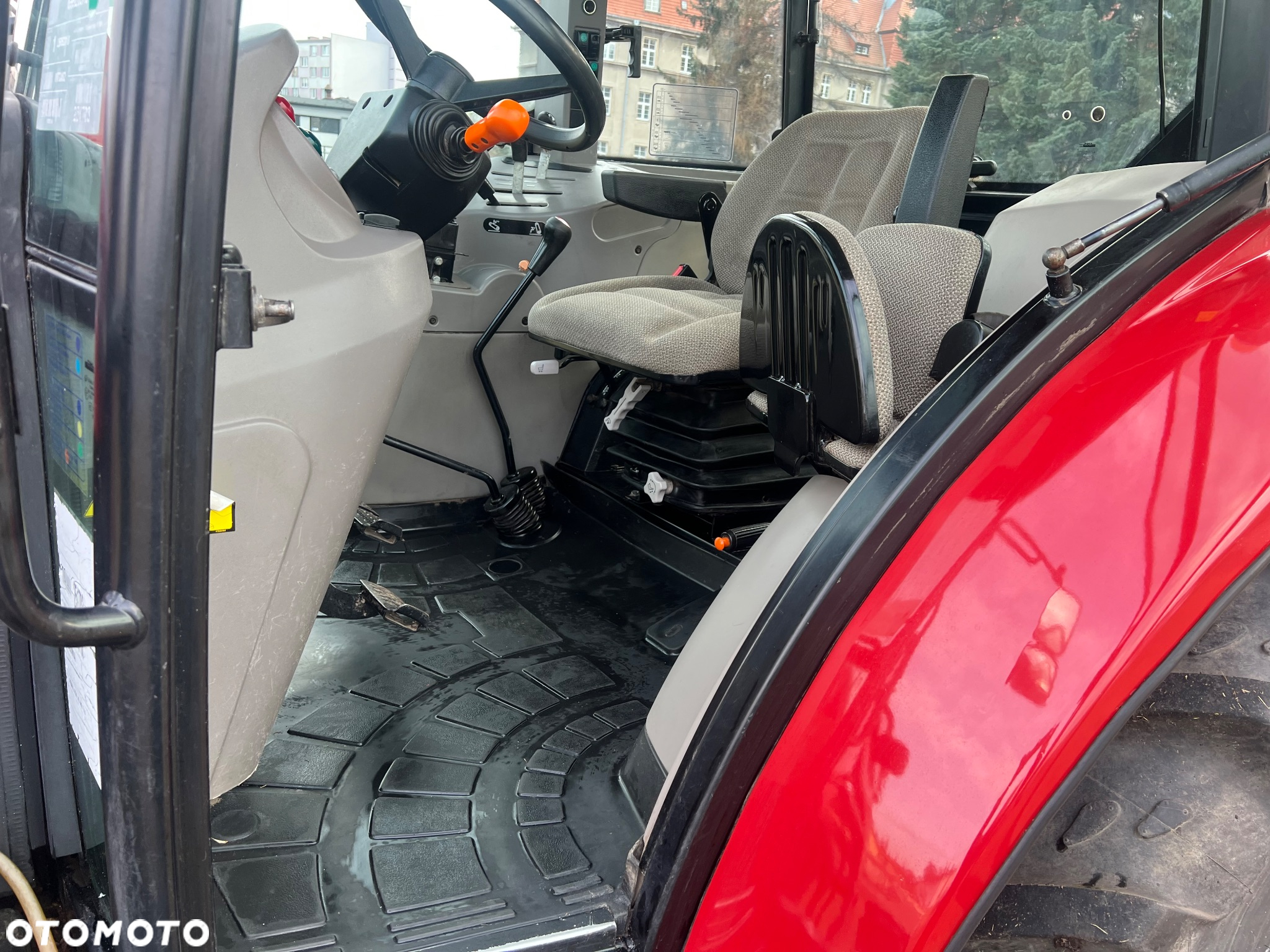 Case IH FARMAL 85 A - 13