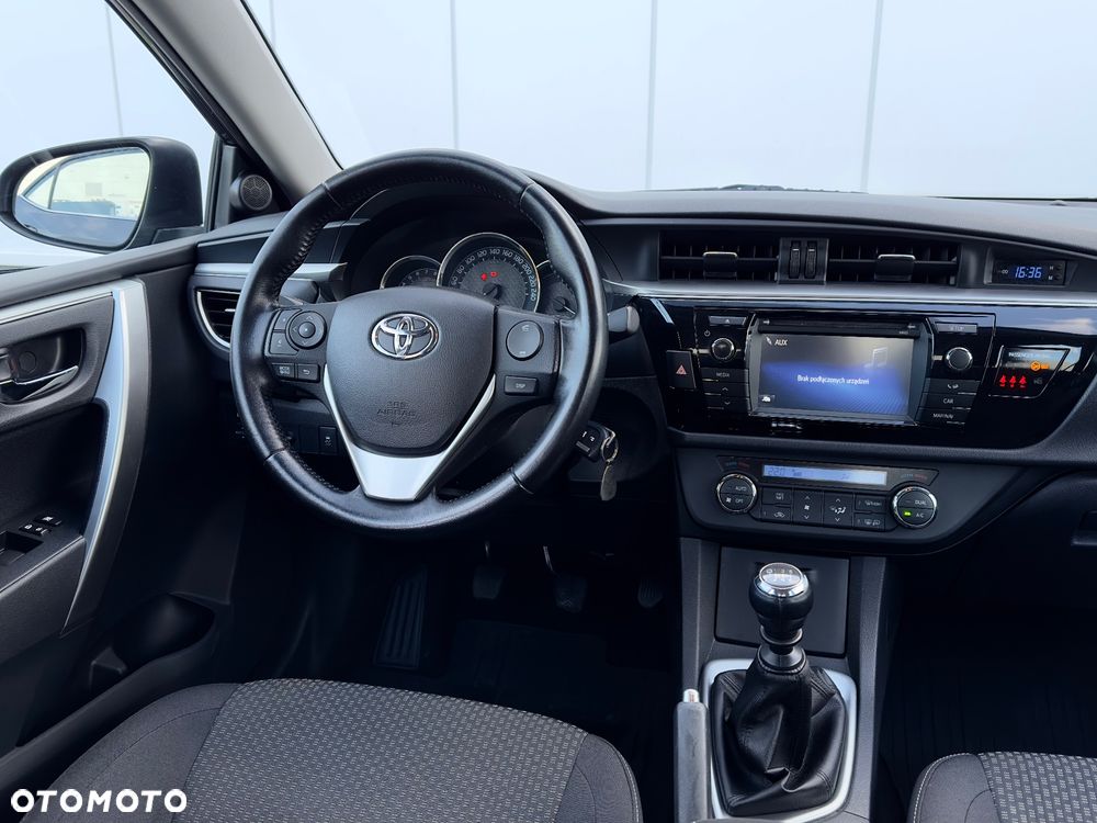 Toyota Corolla - 18