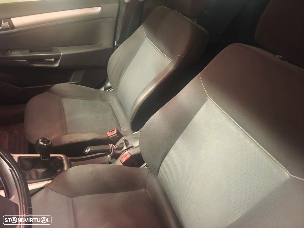 Opel Astra 1.4 Cosmo - 23
