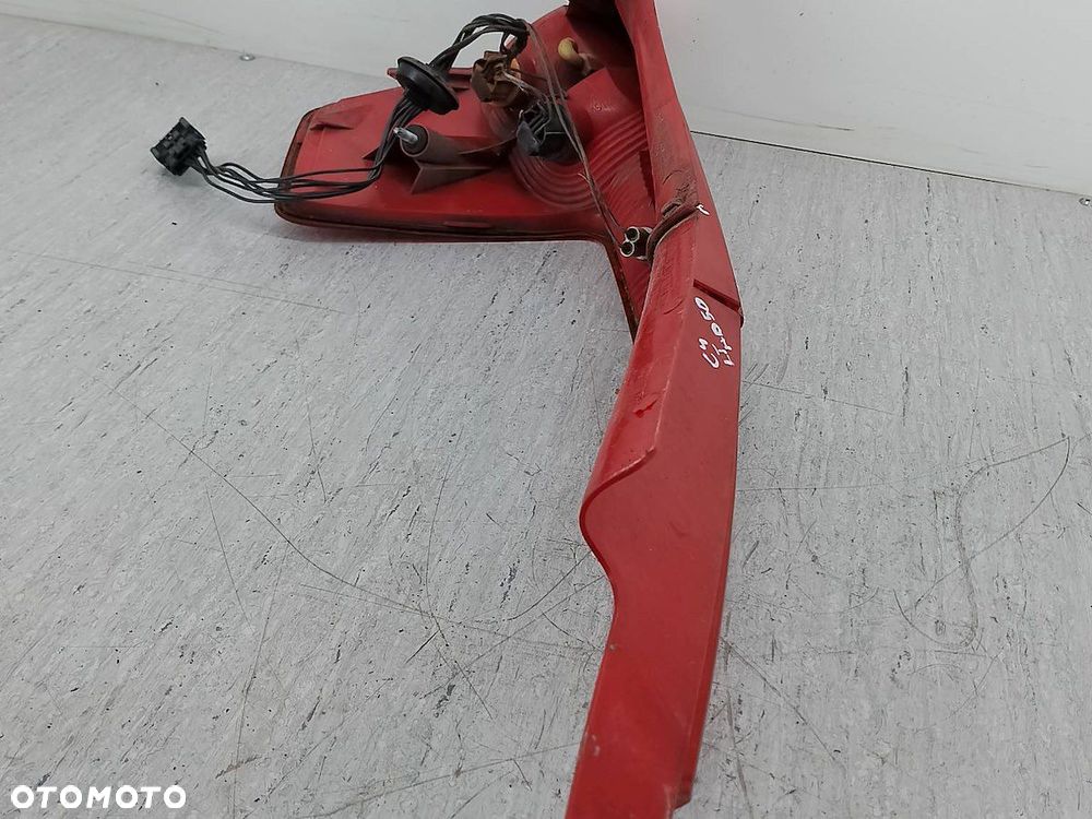 LAMPA TYLNA LEWA CITROEN C4 I 9655864080   9655863880 HATCHBACK - 2