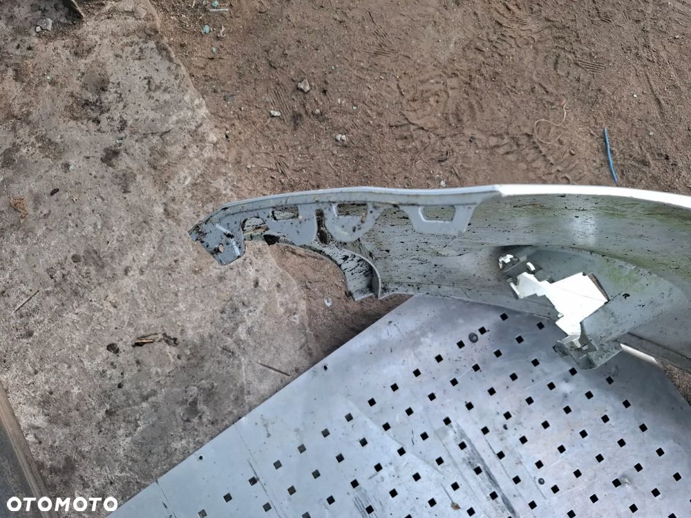 ZDERZAK PRZEDNI PRZÓD FORD FOCUS MK III 10-14 - 8