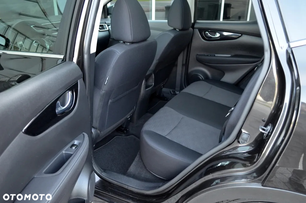 Nissan Qashqai 1.6 DIG-T 360 - 25