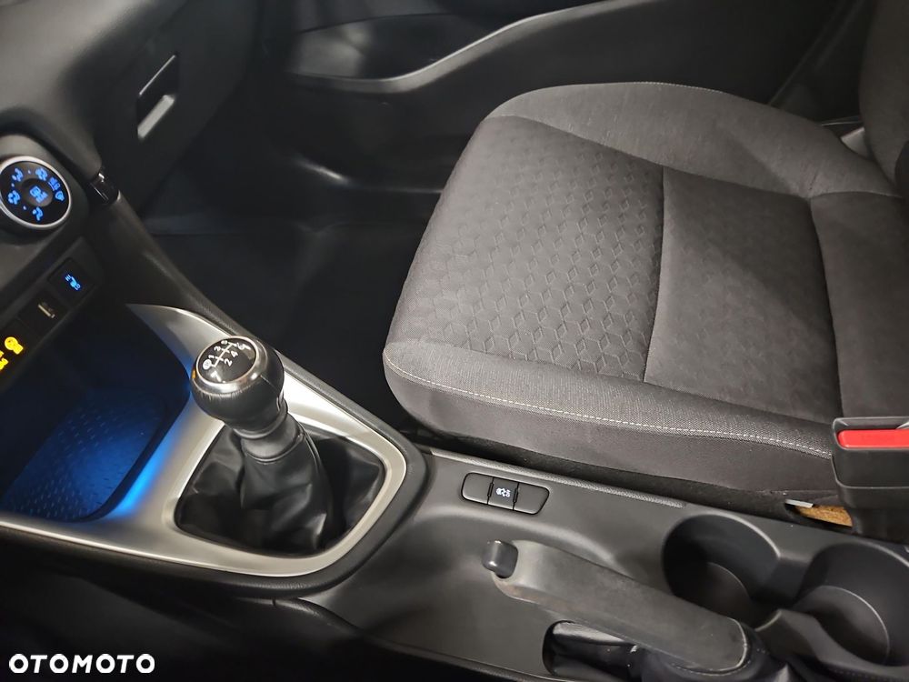 Toyota Yaris - 25