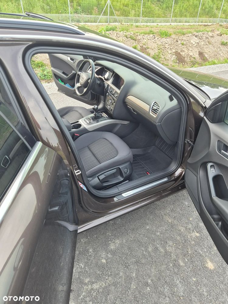 Audi A4 Avant 2.0 TDI DPF Ambiente - 13