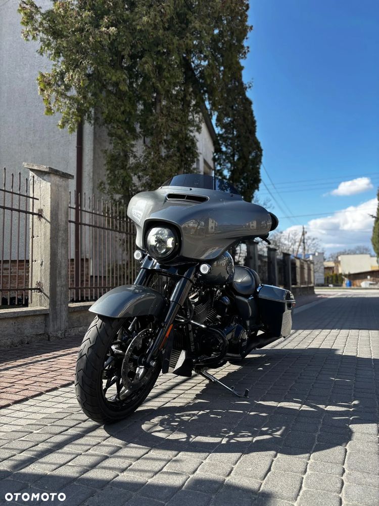 Harley-Davidson Touring Street Glide - 6