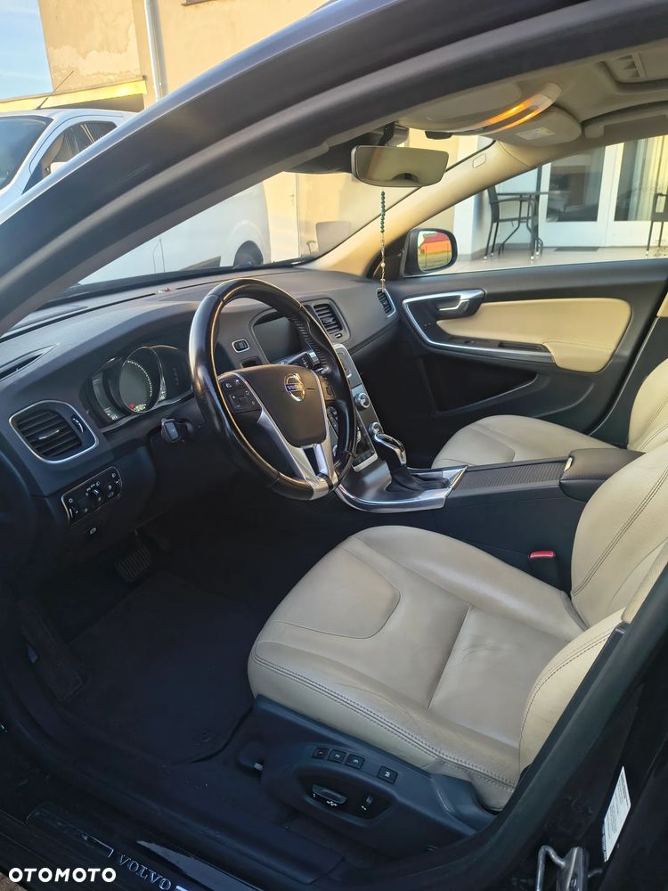 Volvo V60 - 9