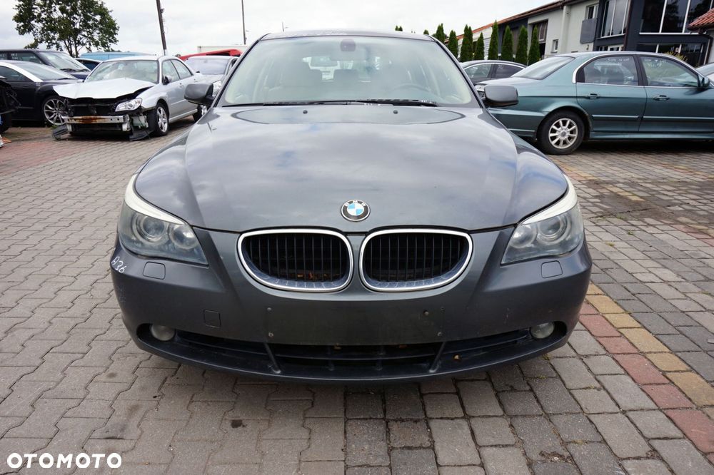 MASKA ZDERZAK BŁOTNIKI LAMPY 5 E61 A36 XENON ADAPTVE SPRYSKI  BMW 2003-2007 SZARY TITANGRAU PRZÓD KOMPLETNY - 1