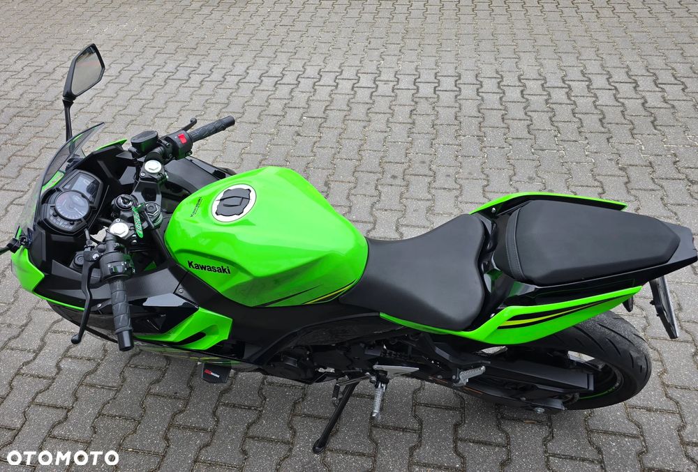 Kawasaki Ninja 400 - 24