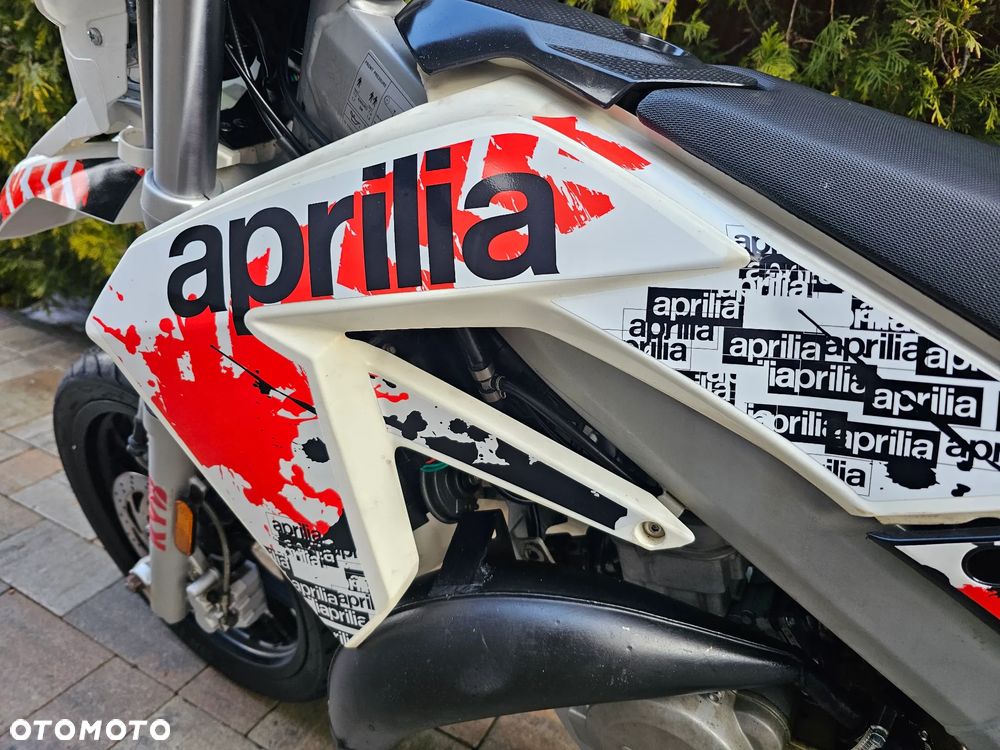 Aprilia SX - 12