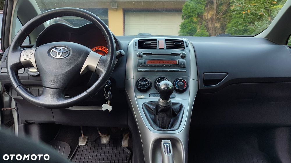 Toyota Auris 1.4 VVT-i Sol - 14