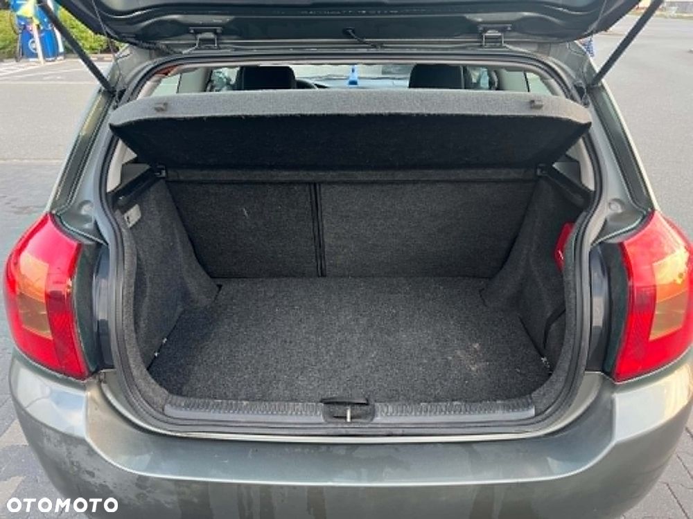 Toyota Corolla 1.6 VVT-i Terra - 4