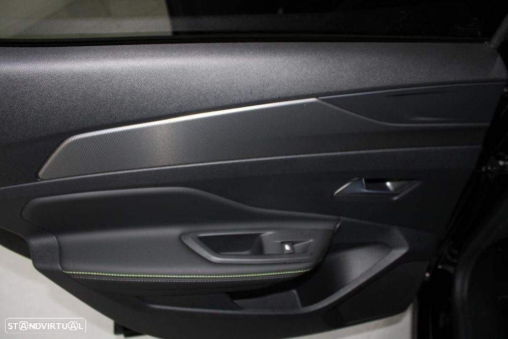 Peugeot E-408 58 kWh GT - 14