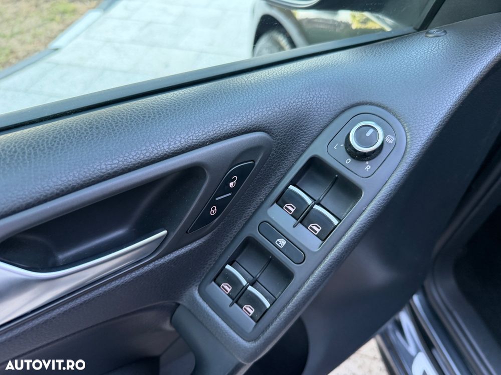 Volkswagen Golf 2.0 GTI DSG - 25