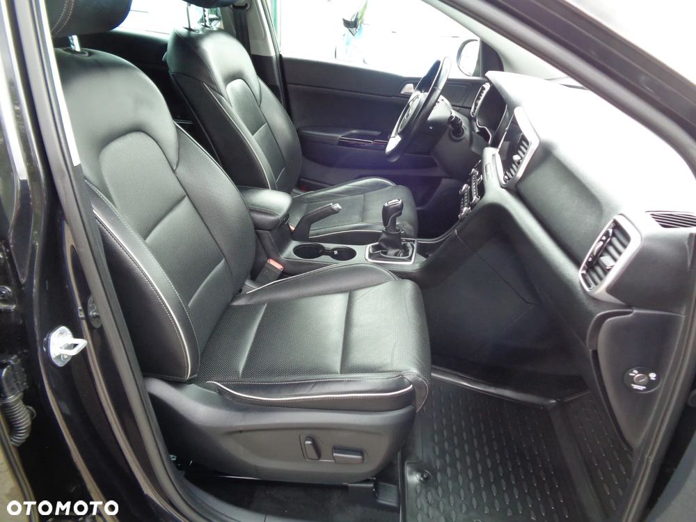 Kia Sportage - 24