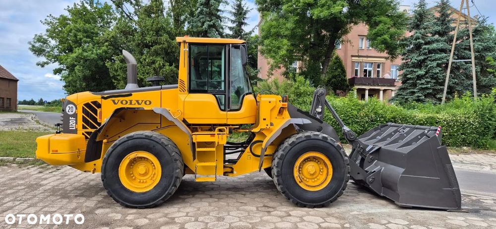 Volvo L 120 F - 3