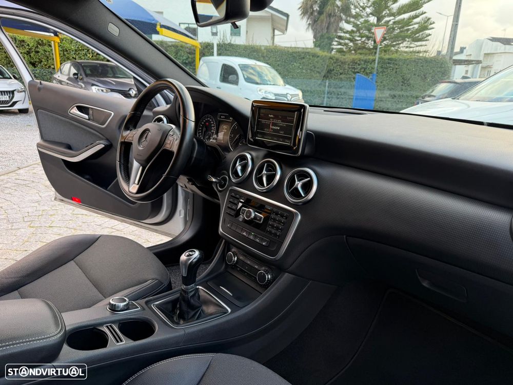 Mercedes-Benz A 180 CDI (BlueEFFICIENCY) Urban - 11