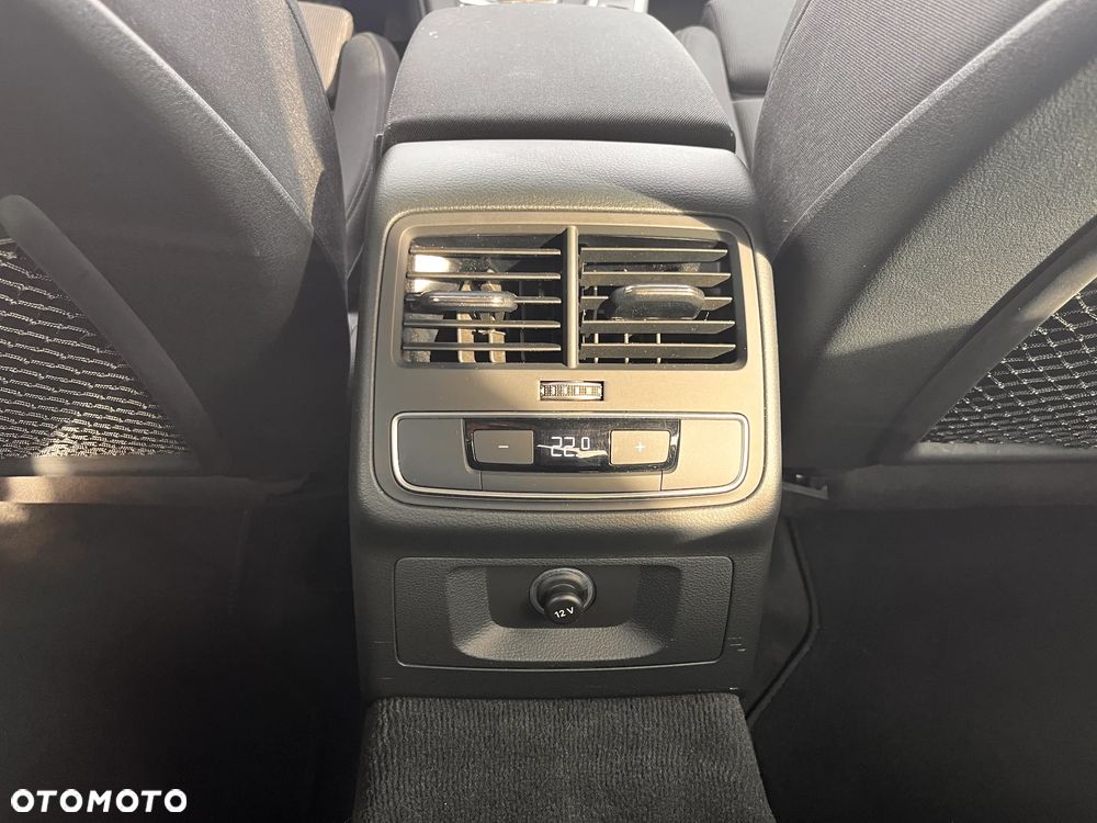 Audi A4 Limousine 40 TDI Quattro S tronic - 13