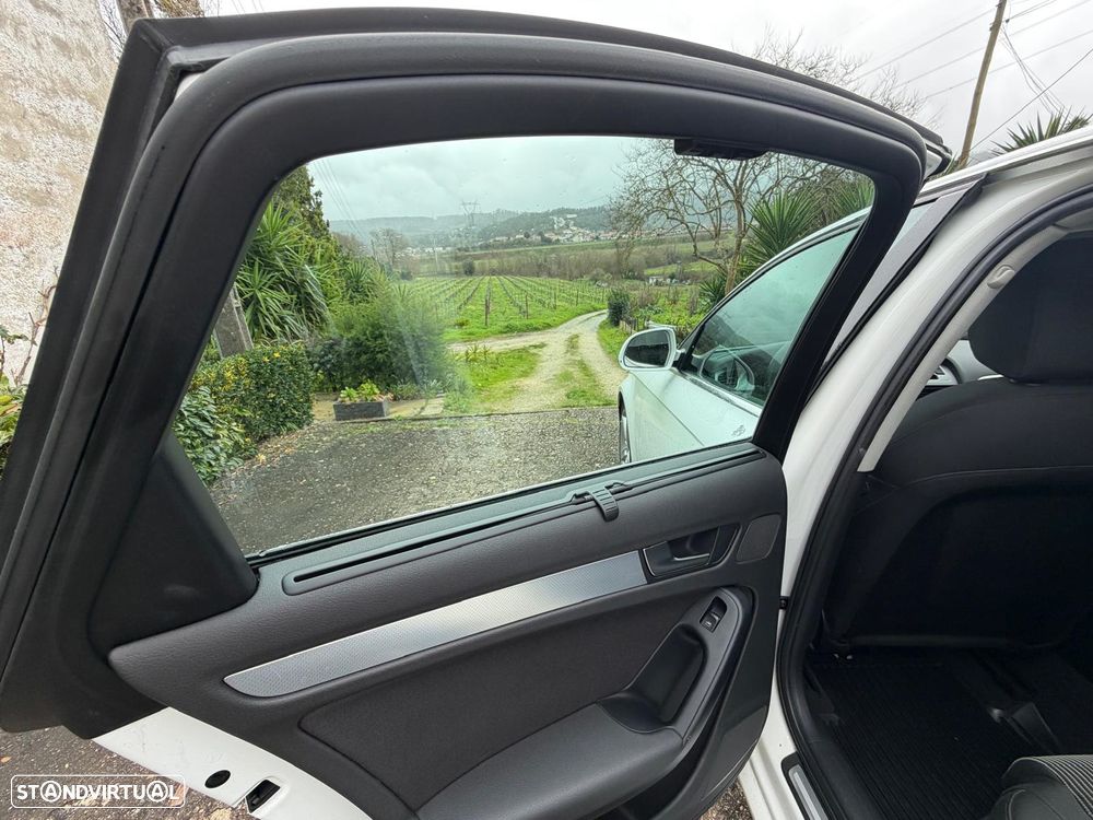 Audi A4 2.0 TDI - 23