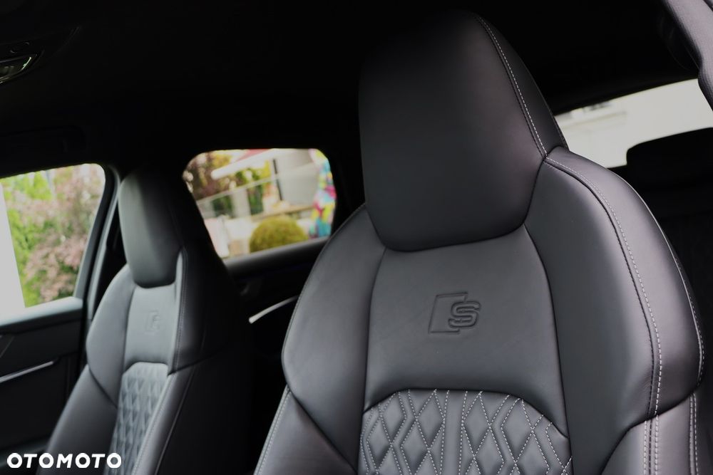 Audi S6 Avant - 28
