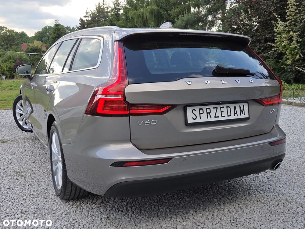 Volvo V60 D3 Momentum Pro - 29