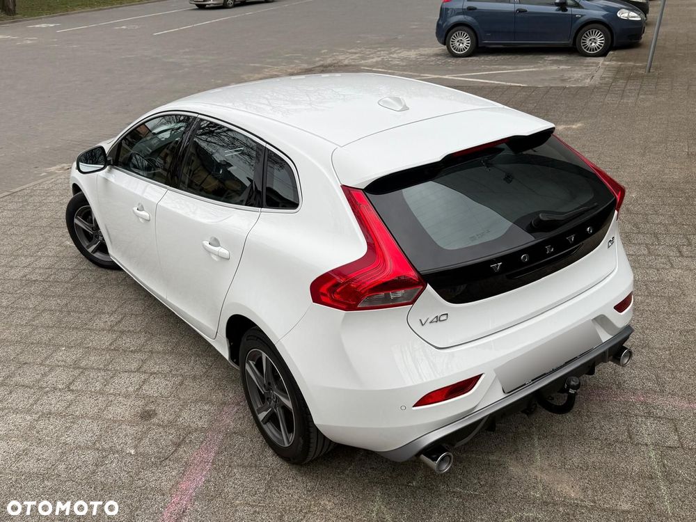 Volvo V40 D2 RDesign - 12