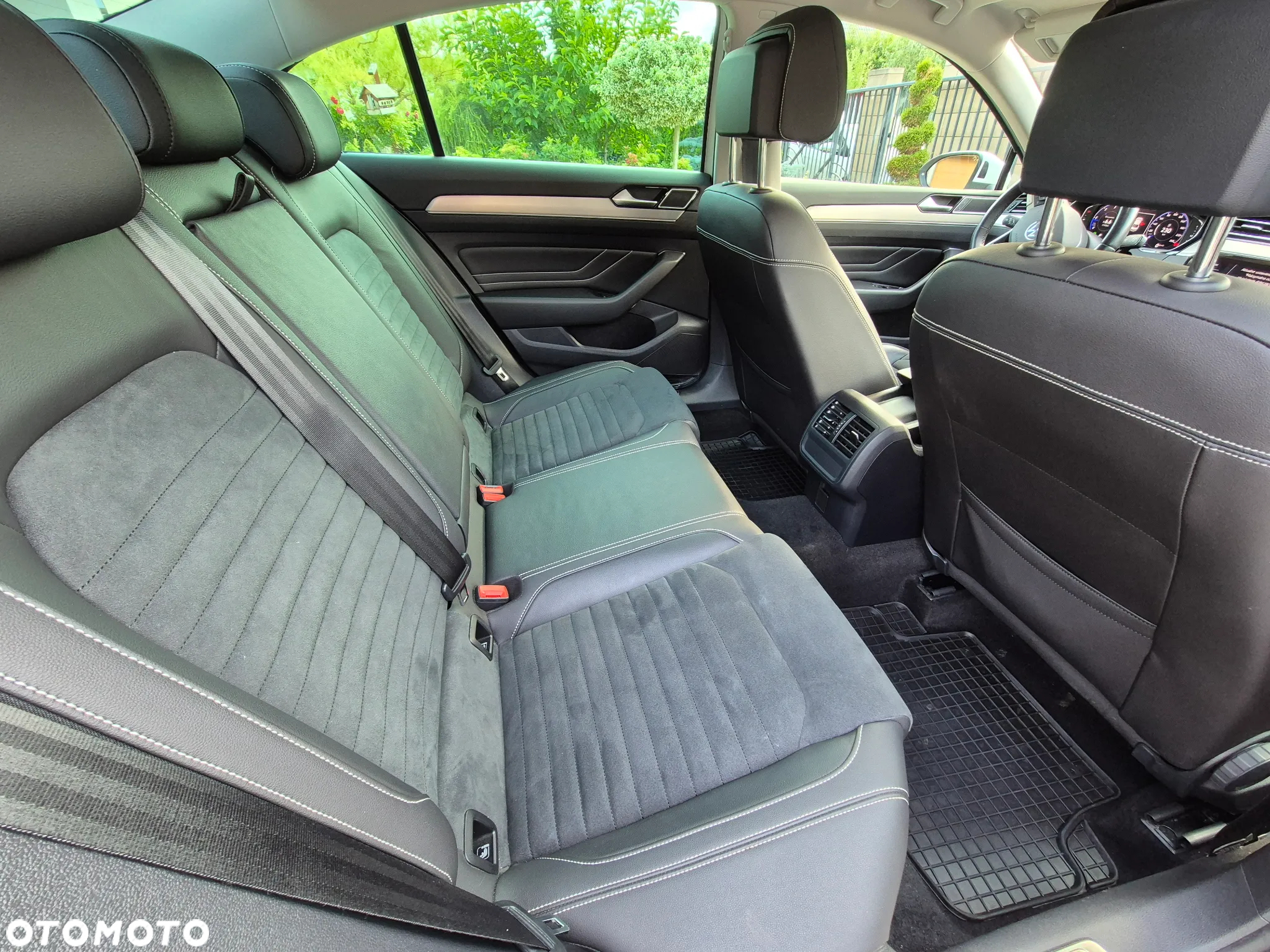 Volkswagen Passat 2.0 TDI 4Mot Elegance DSG - 15