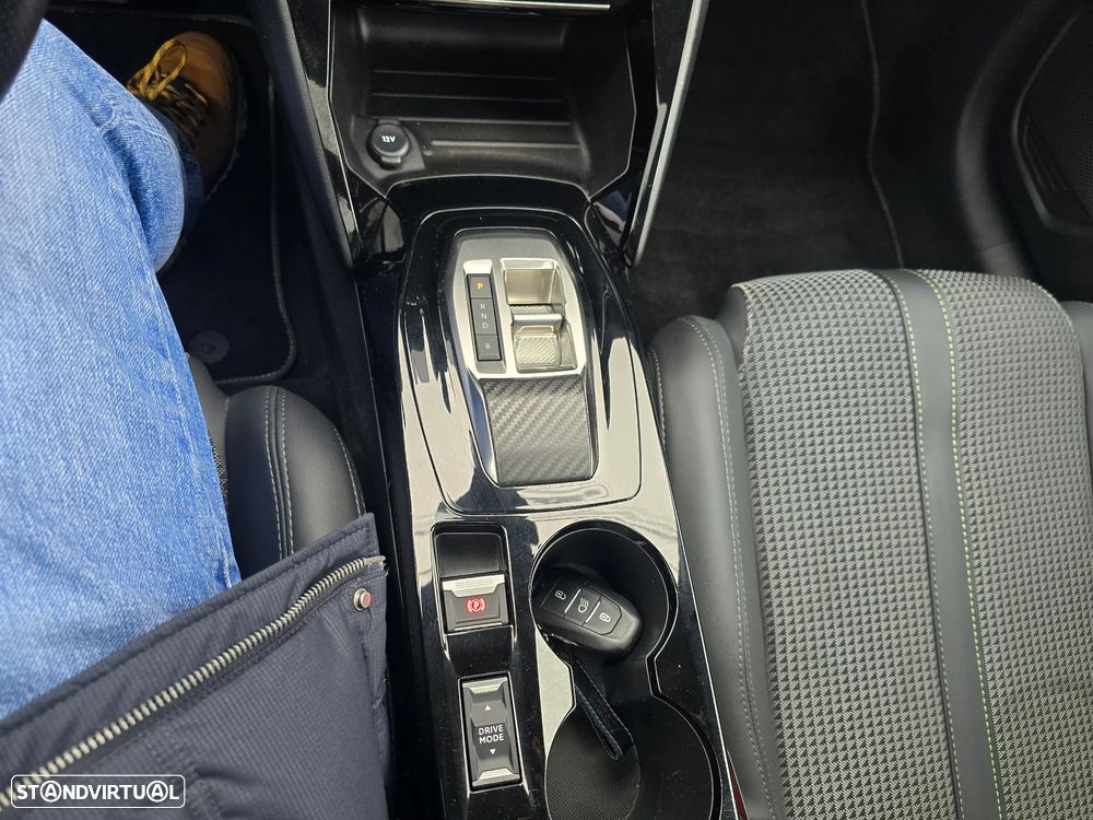 Peugeot e-208 50 kWh GT - 15