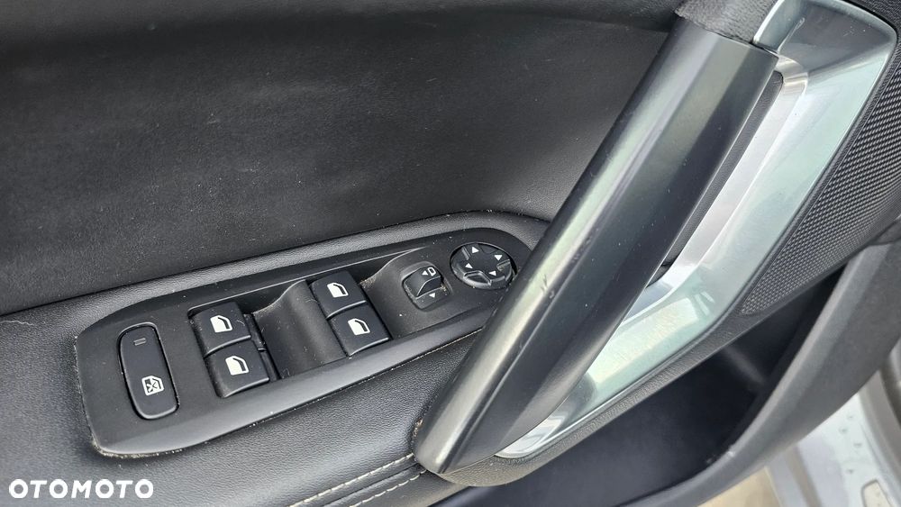 Peugeot 308 1.5 BlueHDi Allure Pack S&S EAT8 - 24