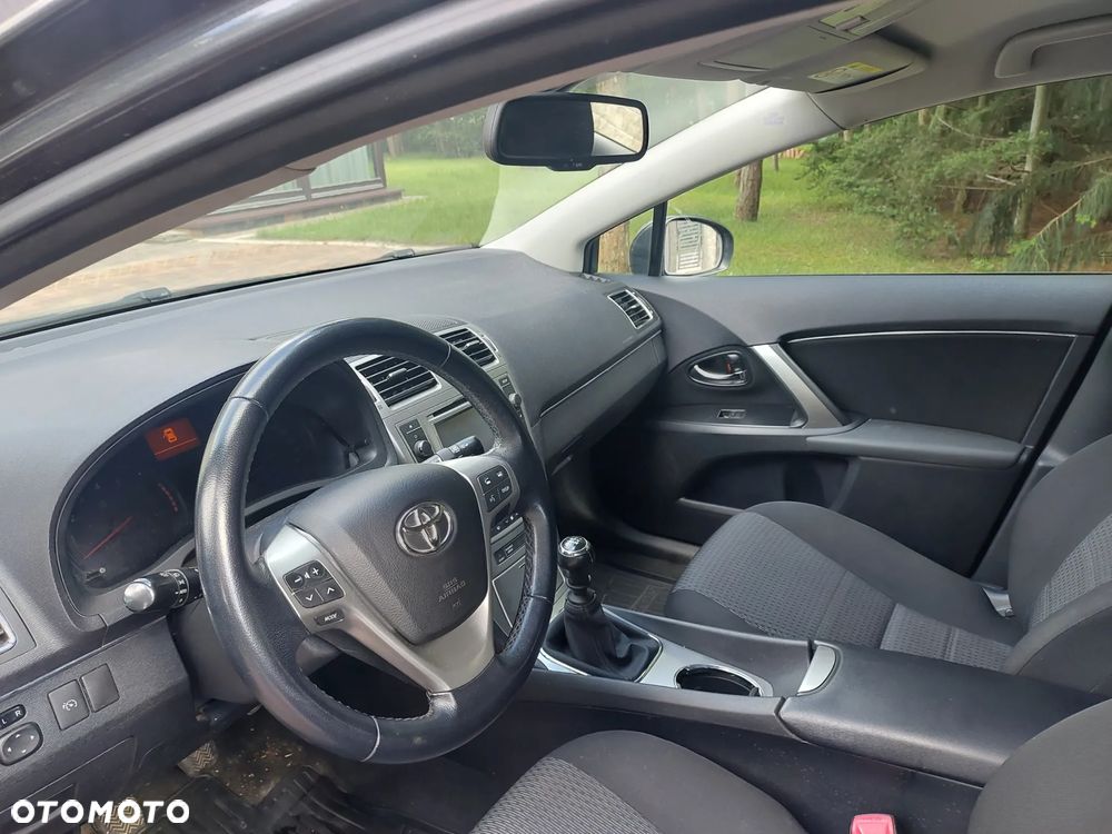 Toyota Avensis 1.8 Business Edition - 10