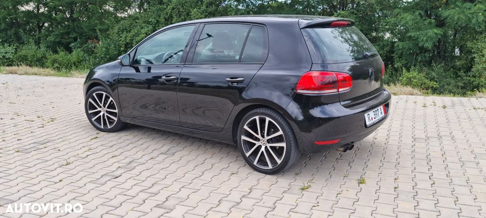 Volkswagen Golf 2.0 TDI DPF DSG Highline - 3
