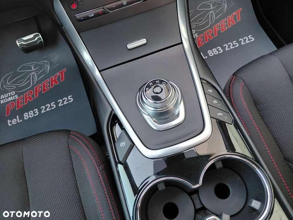 Ford S-Max - 22