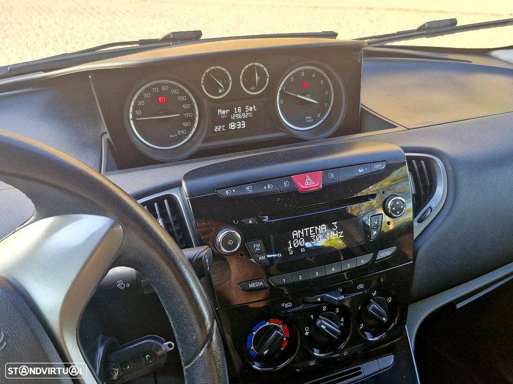 Lancia Ypsilon 1.2 S&S Gold - 2