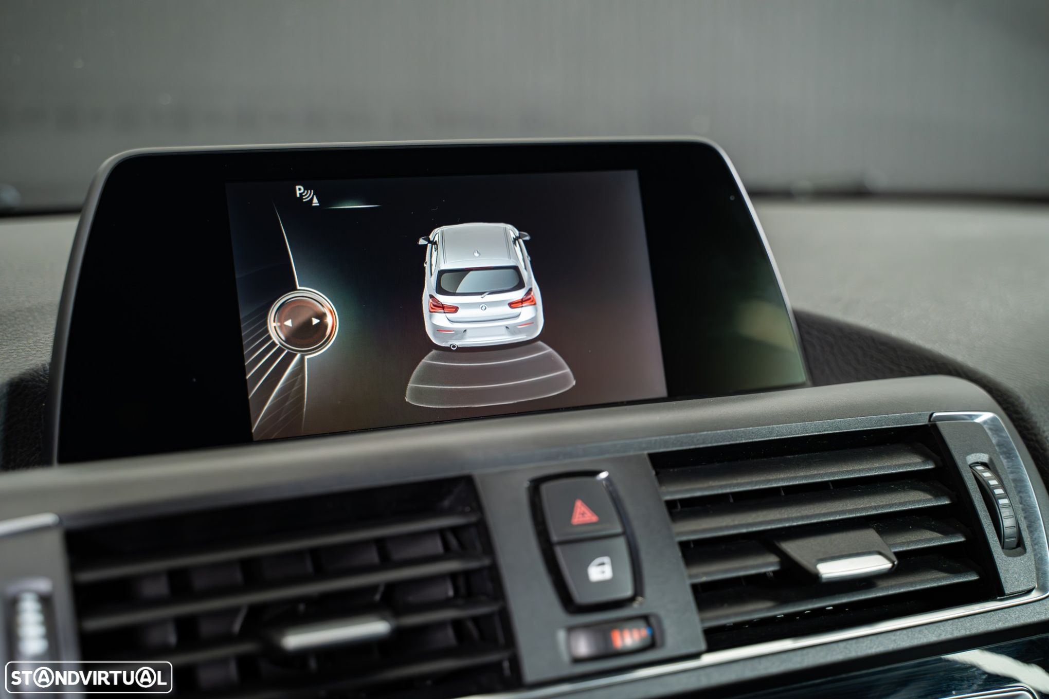 BMW 116 d Pack M - 25