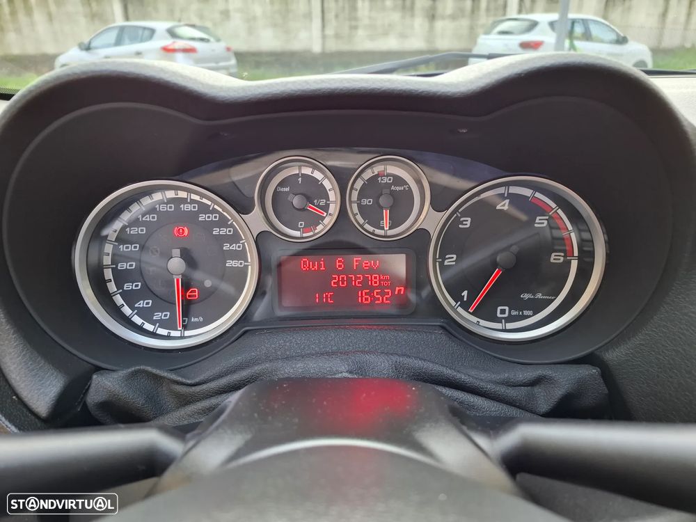 Alfa Romeo MiTo 1.3 JTDM Turismo - 17
