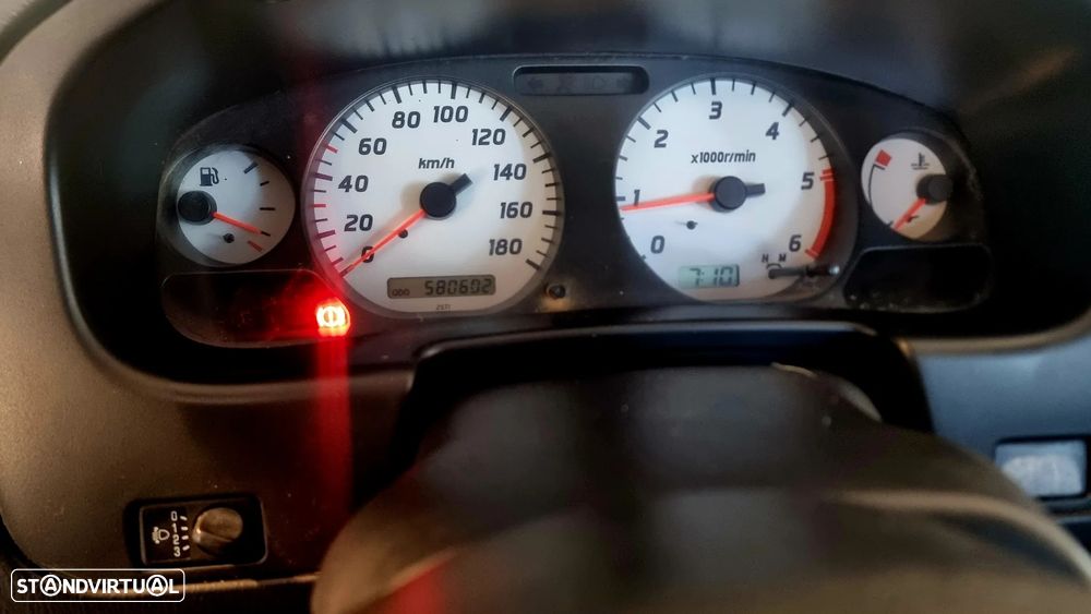 Nissan Navara 2.5 dCi CD Pilot - 19