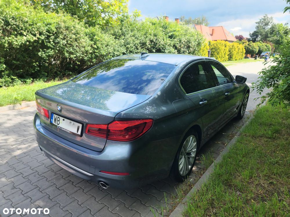 BMW Seria 5 520d Luxury Line - 2