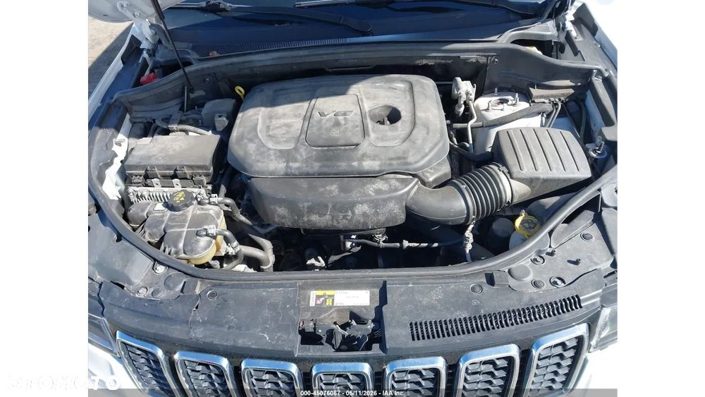 Jeep Grand Cherokee - 10