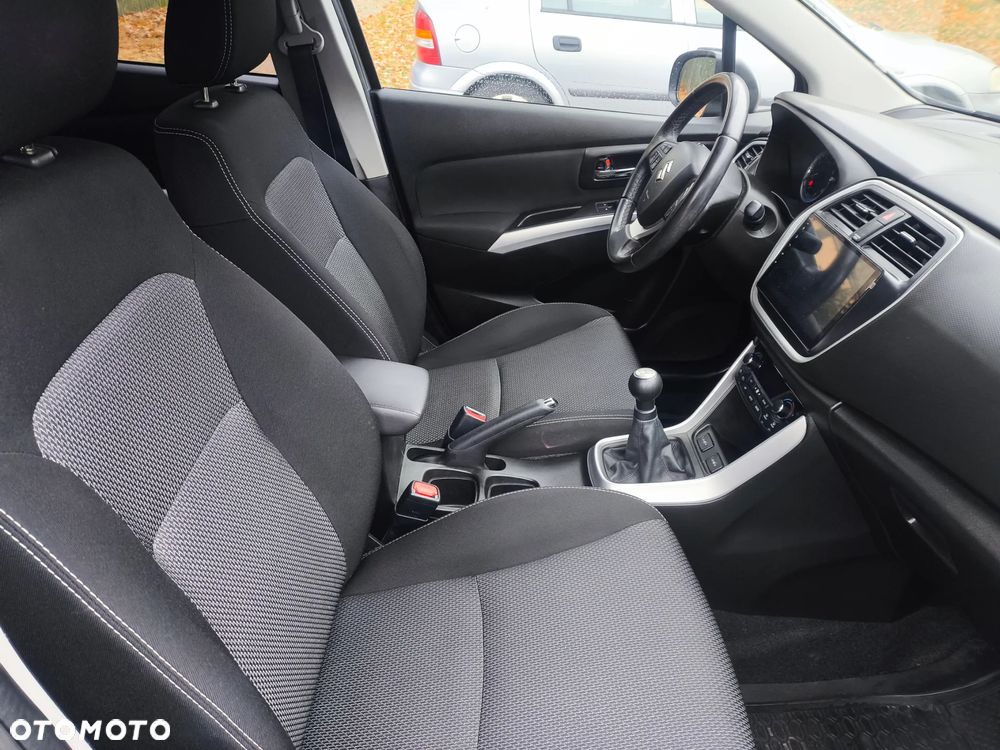 Suzuki SX4 S-Cross 1.6 Premium Plus - 19