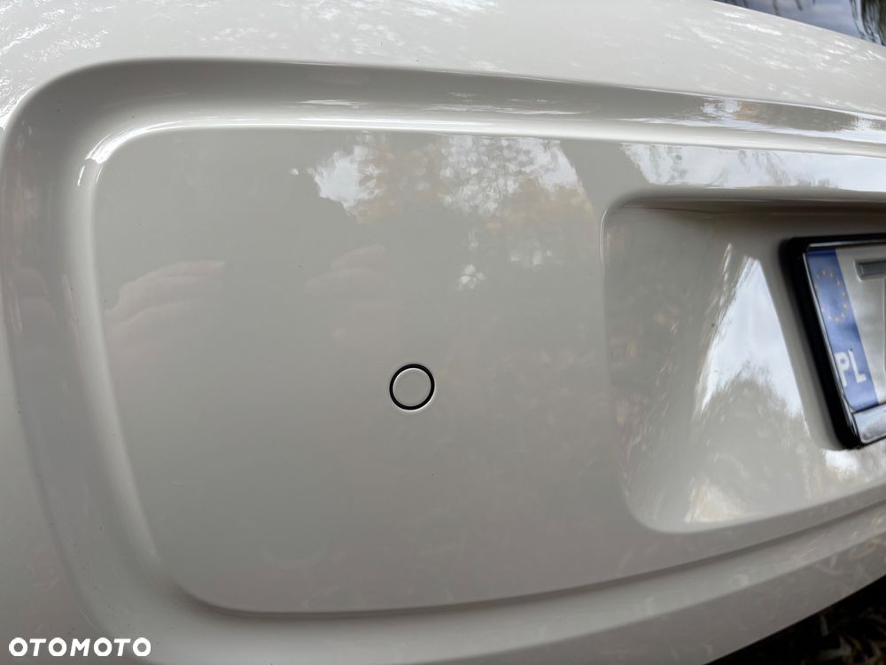 Volkswagen up! (BlueMotion Technology) move - 27