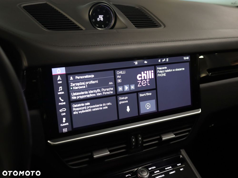 Porsche Cayenne - 26