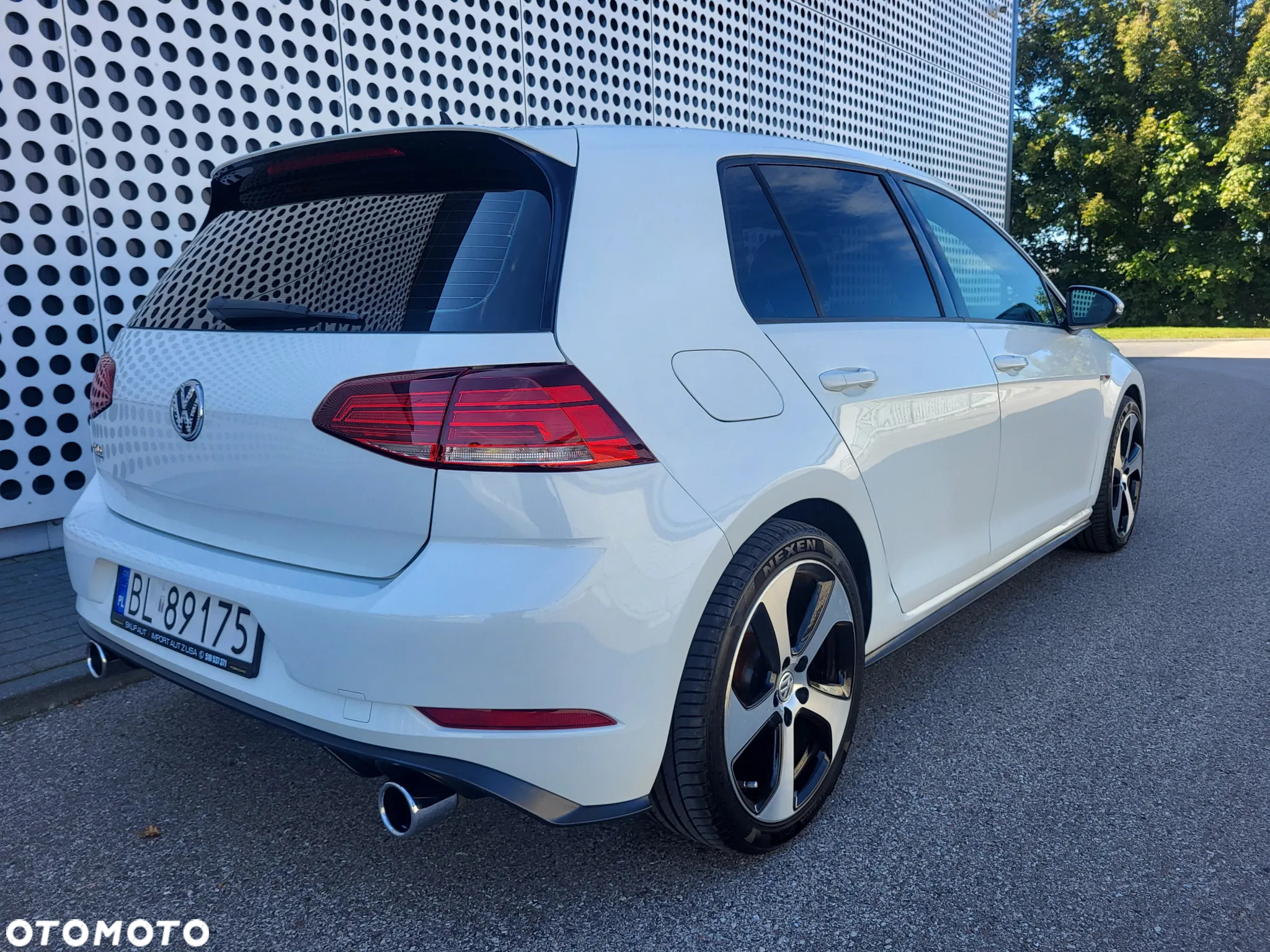 Volkswagen Golf 2.0 TSI OPF DSG GTI - 6