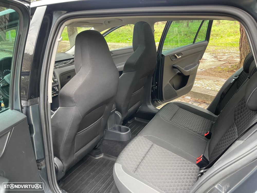 Skoda Rapid Spaceback 1.4 TDi Style - 19