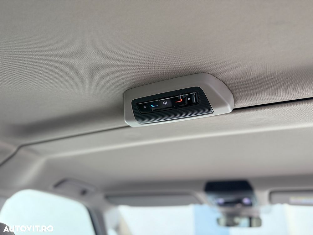 Volkswagen Multivan L 1.4 eHybrid DSG 160KW - 12