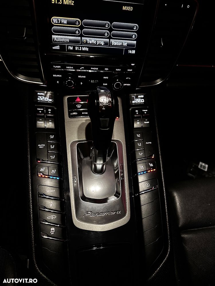 Porsche Panamera 3.0TD Tiptronic - 12