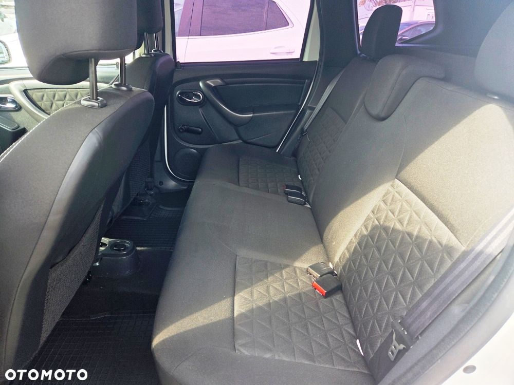 Dacia Duster 1.6 16V 105 4x2 Prestige - 26