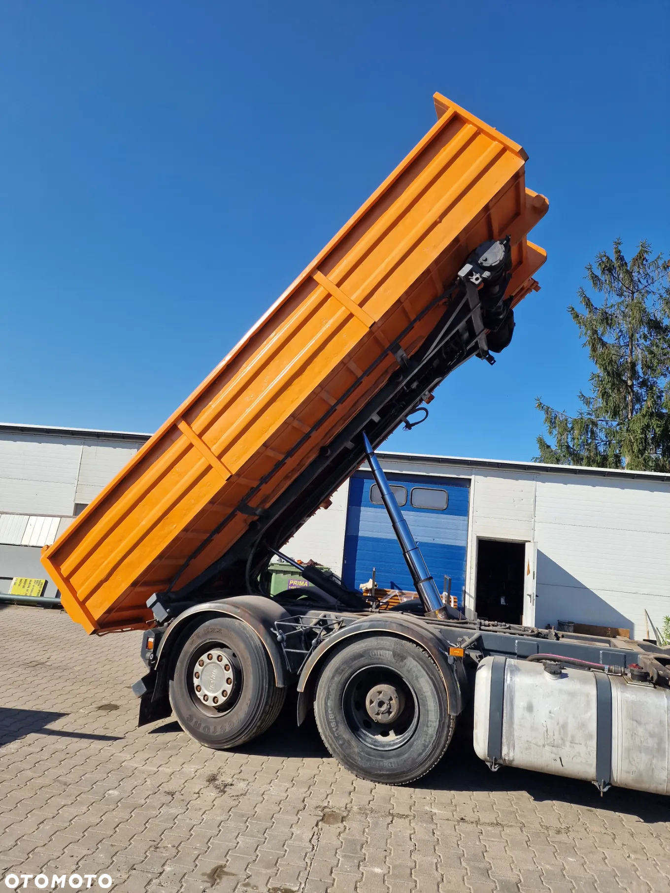 Scania P380 8x2 - 9