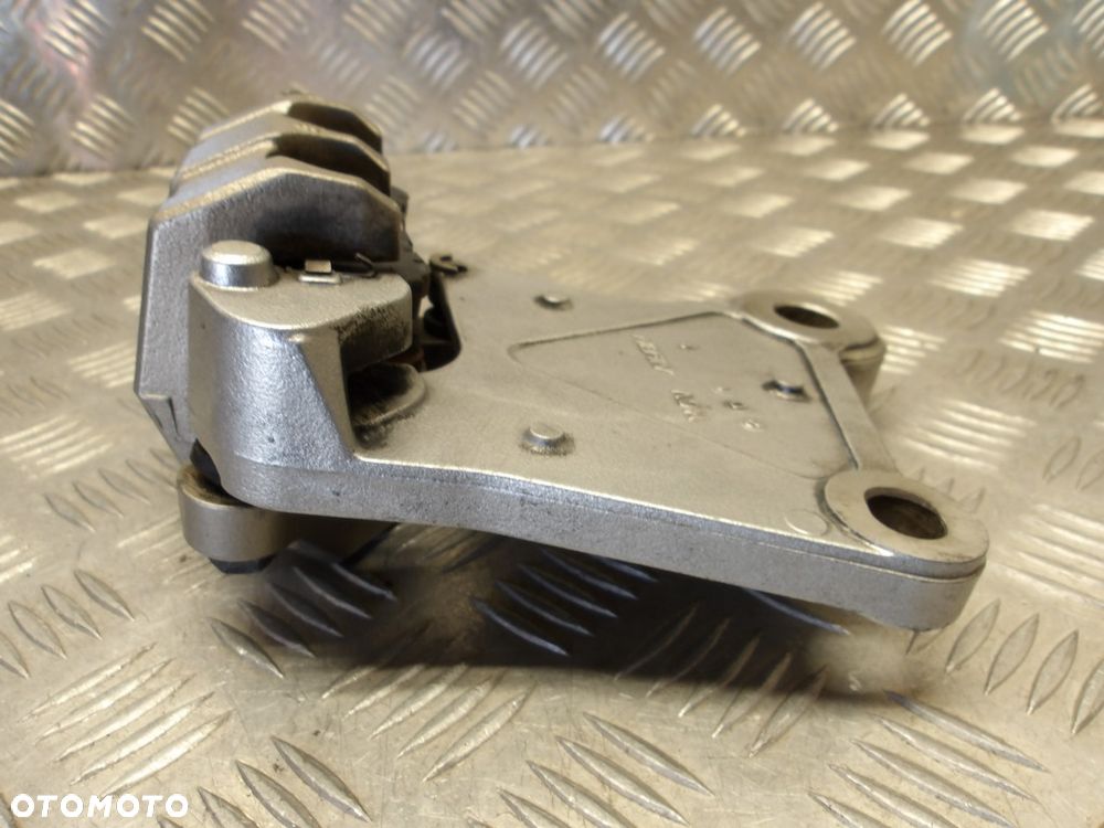 Zacisk hamulca tył jarzmo HONDA VTX 1800 C/R/S 02-04r   PN. 43150-MCV-006 - 6